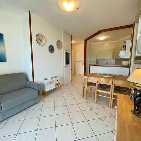 Bright Apartment With Pool Porto Santa Margherita di Caorle Eksteriør bilde