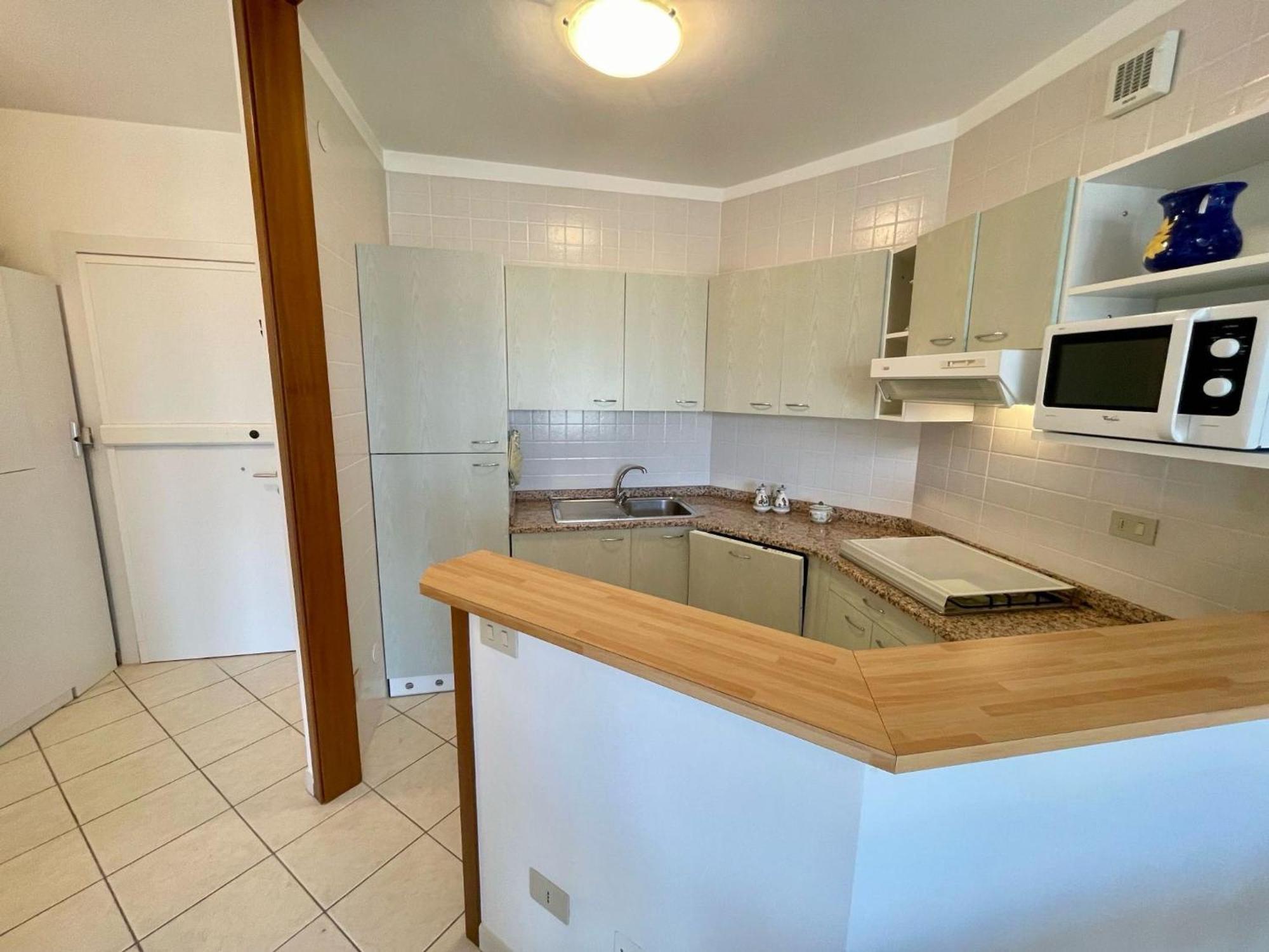 Bright Apartment With Pool Porto Santa Margherita di Caorle Eksteriør bilde